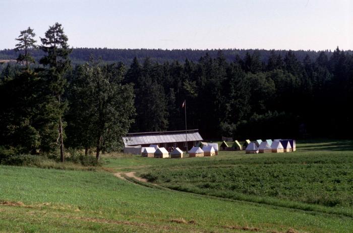 1996-08 tabor zubri